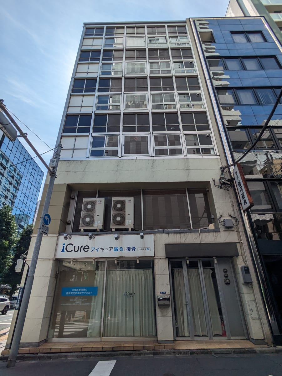 v20251008150721/fresh/building/J00100398237_6