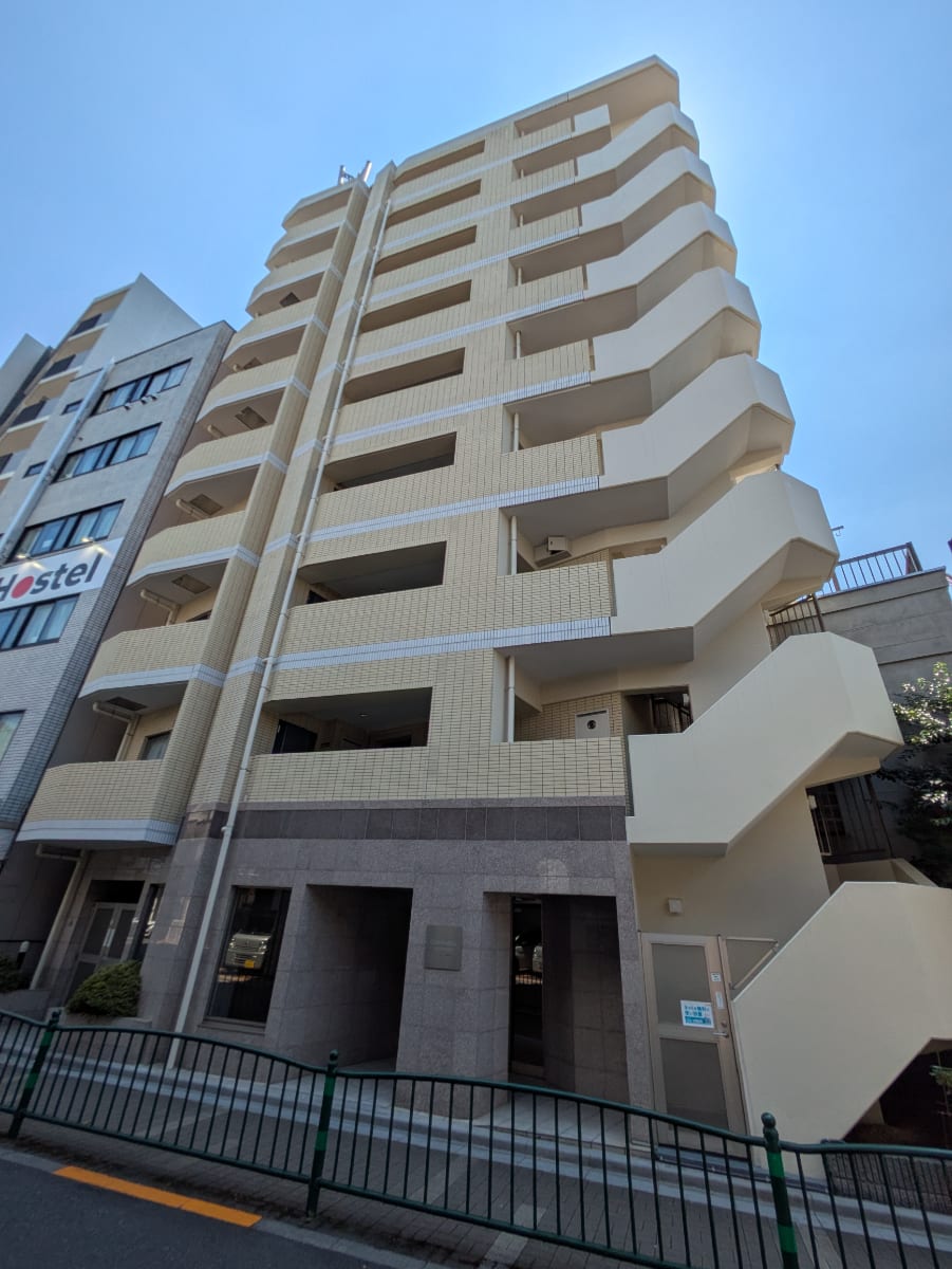 v20251008150721/fresh/building/J00100414352_7