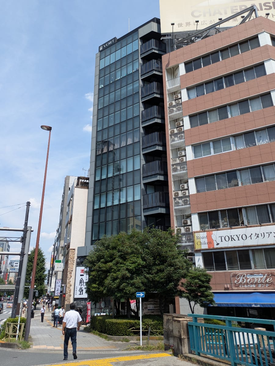 v20251008150721/fresh/building/J00100465959_6