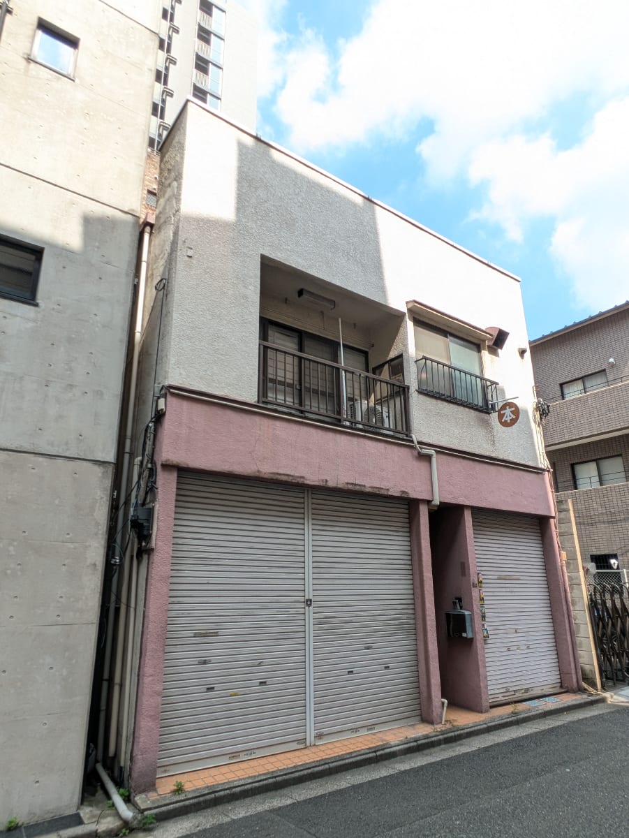v20251008150721/fresh/building/J00100493954_5