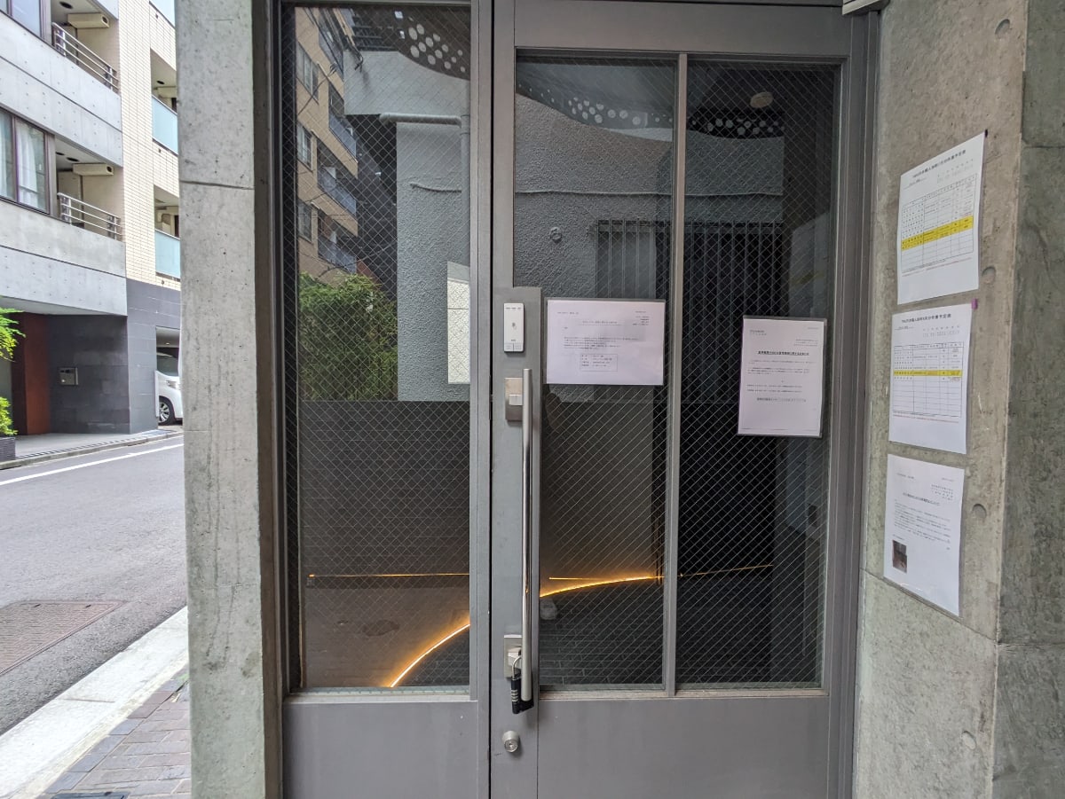 v20251008150721/fresh/building/J00100502769_11
