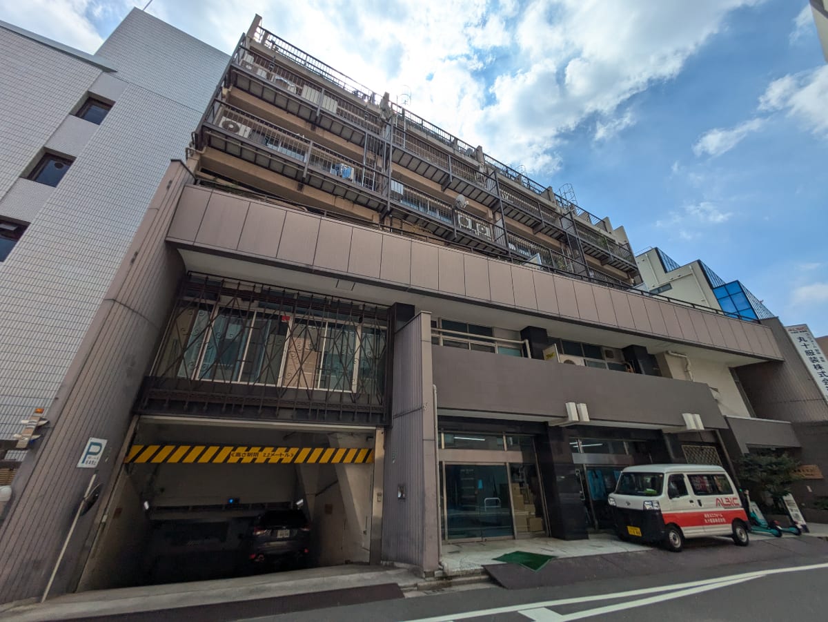 v20251009150657/fresh/building/J00100359609_6
