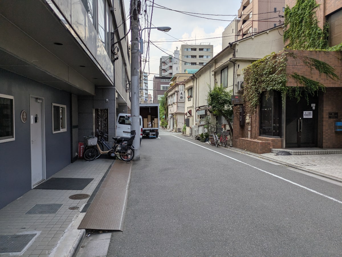 v20251009150657/fresh/building/J00100362389_13