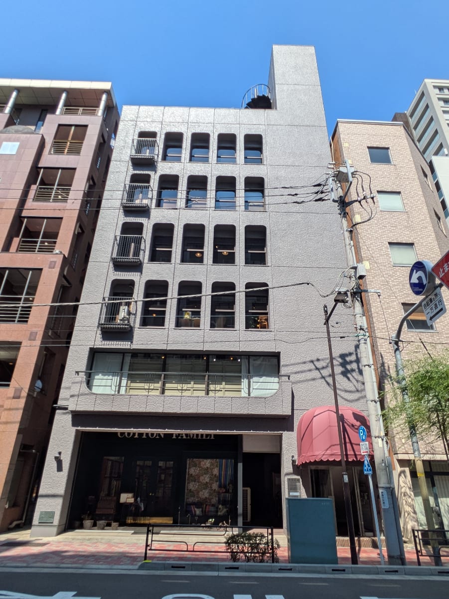 v20251009150657/fresh/building/J00100366572_1