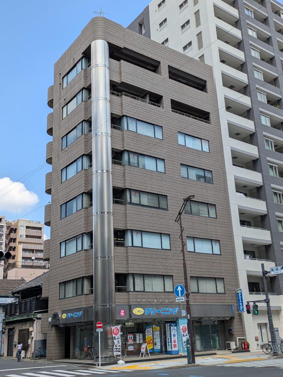 v20251009150657/fresh/building/J00100368274_7
