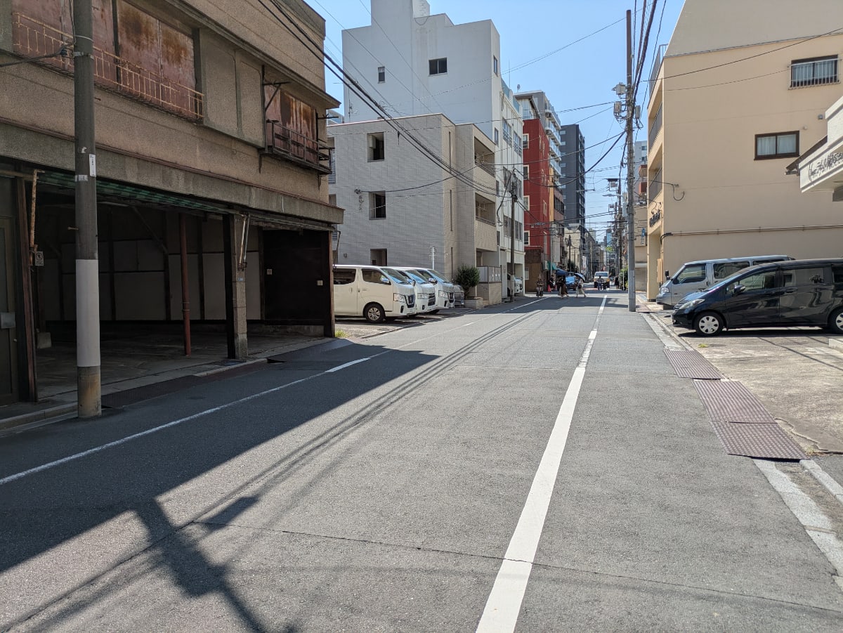 v20251009150657/fresh/building/J00100368309_2