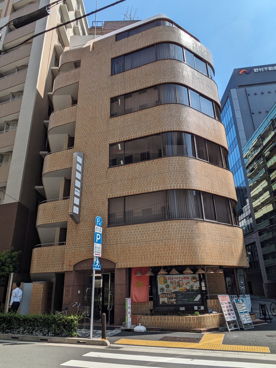 v20251009150657/fresh/building/J00100370111_5