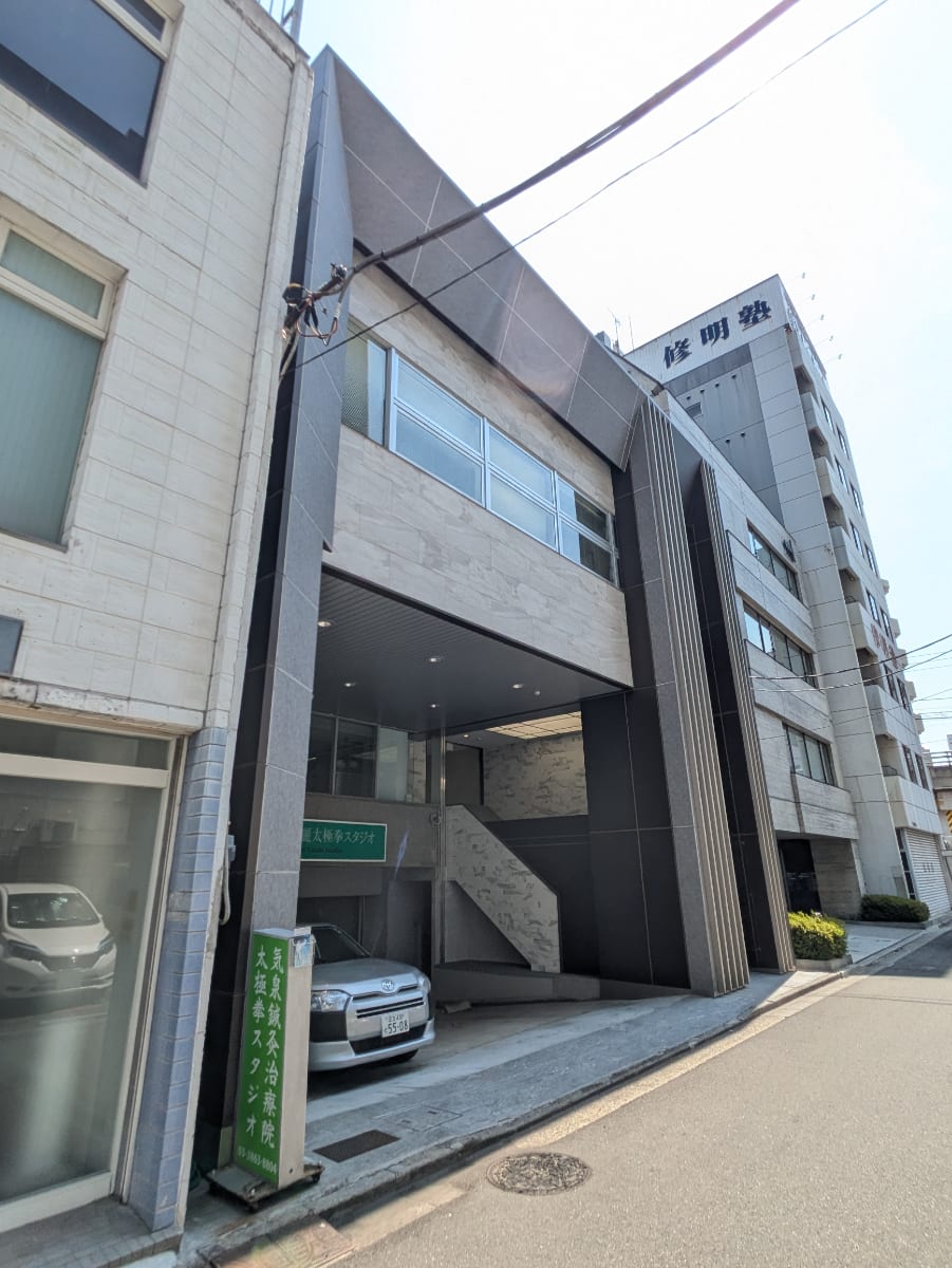 v20251009150657/fresh/building/J00100371008_5