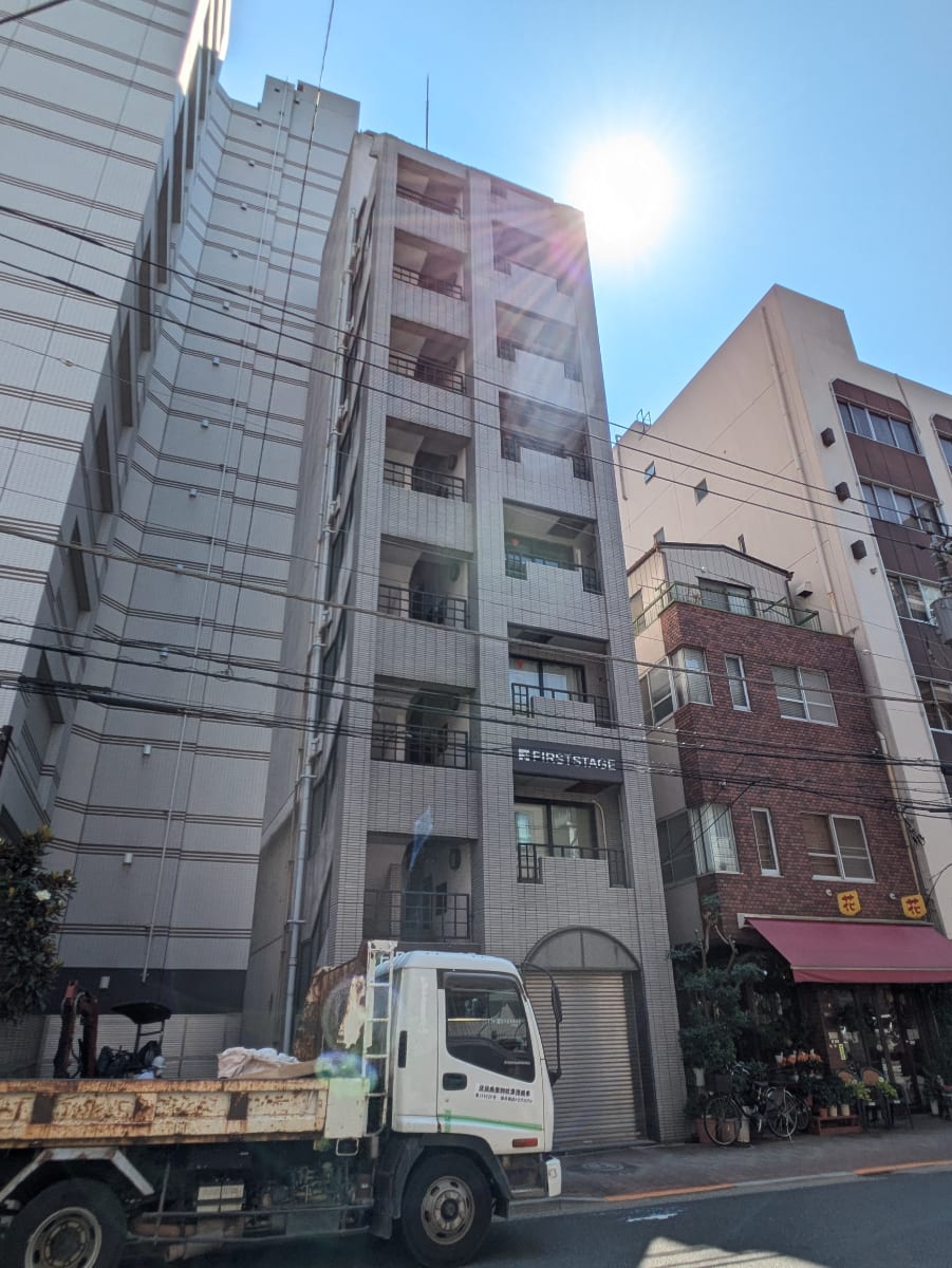 v20251009150657/fresh/building/J00100379169_11