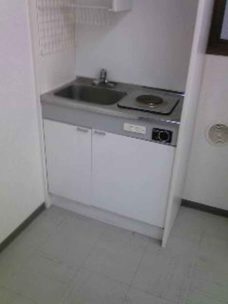 v20251009150657/fresh/building/J00100379169_8