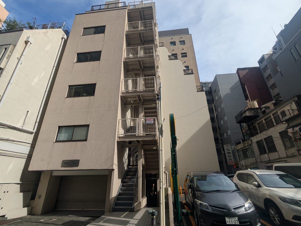 v20251009150657/fresh/building/J00100381693_1