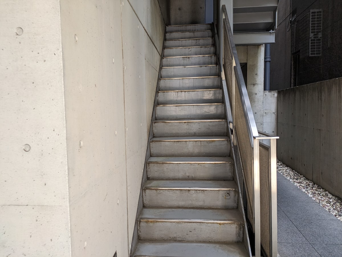 v20251009150657/fresh/building/J00100383599_7