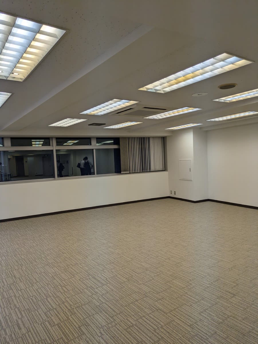 v20251009150657/fresh/building/J00100383627_7