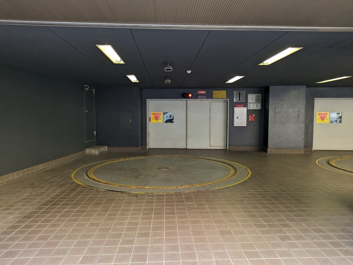 v20251009150657/fresh/building/J00100383627_8