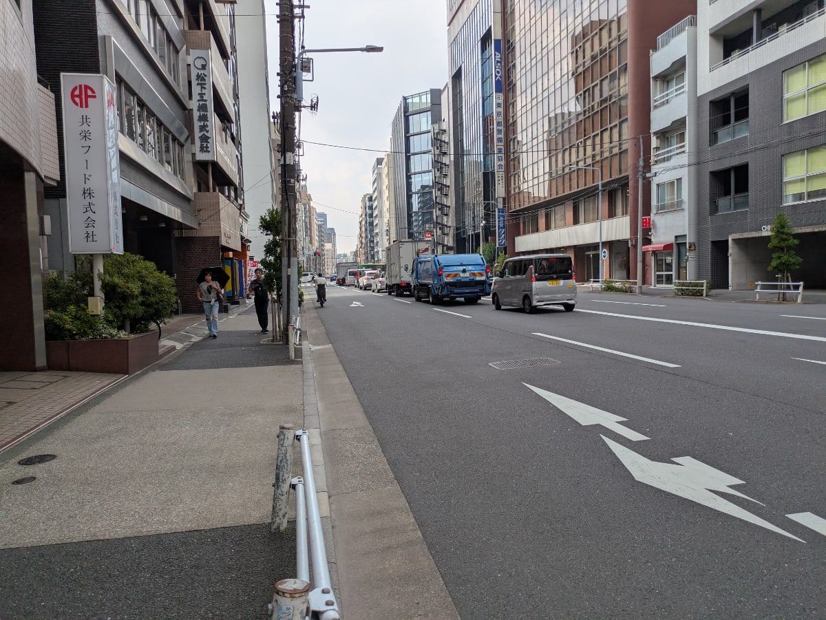 v20251009150657/fresh/building/J00100385225_2