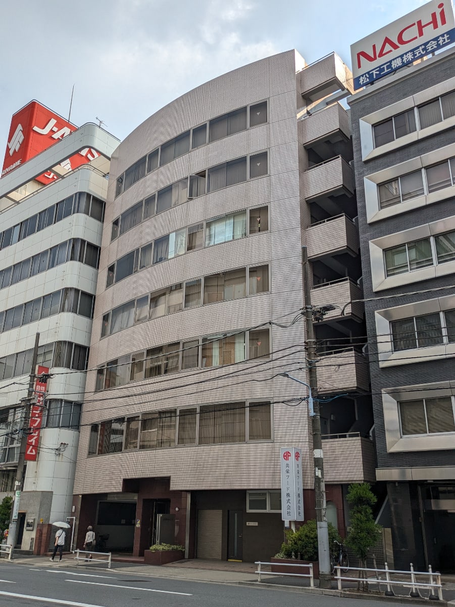 v20251009150657/fresh/building/J00100385225_5