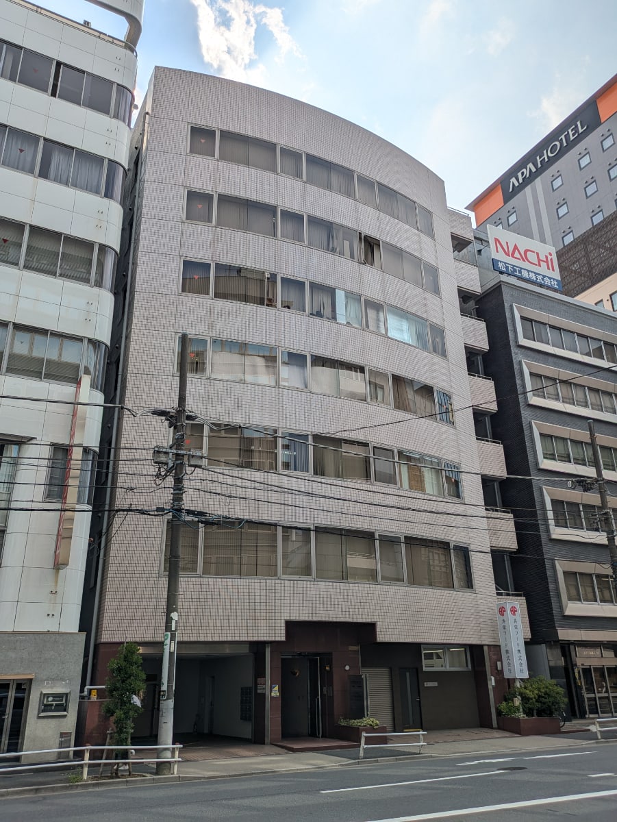 v20251009150657/fresh/building/J00100385225_7