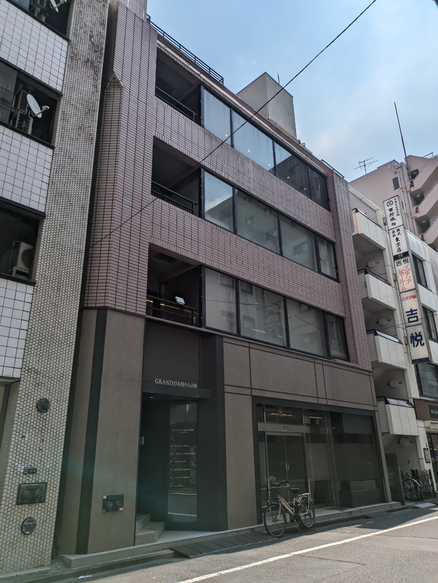 v20251009150657/fresh/building/J00100386366_11