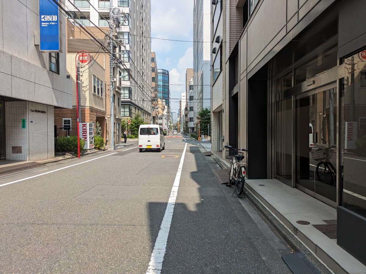 v20251009150657/fresh/building/J00100386366_16