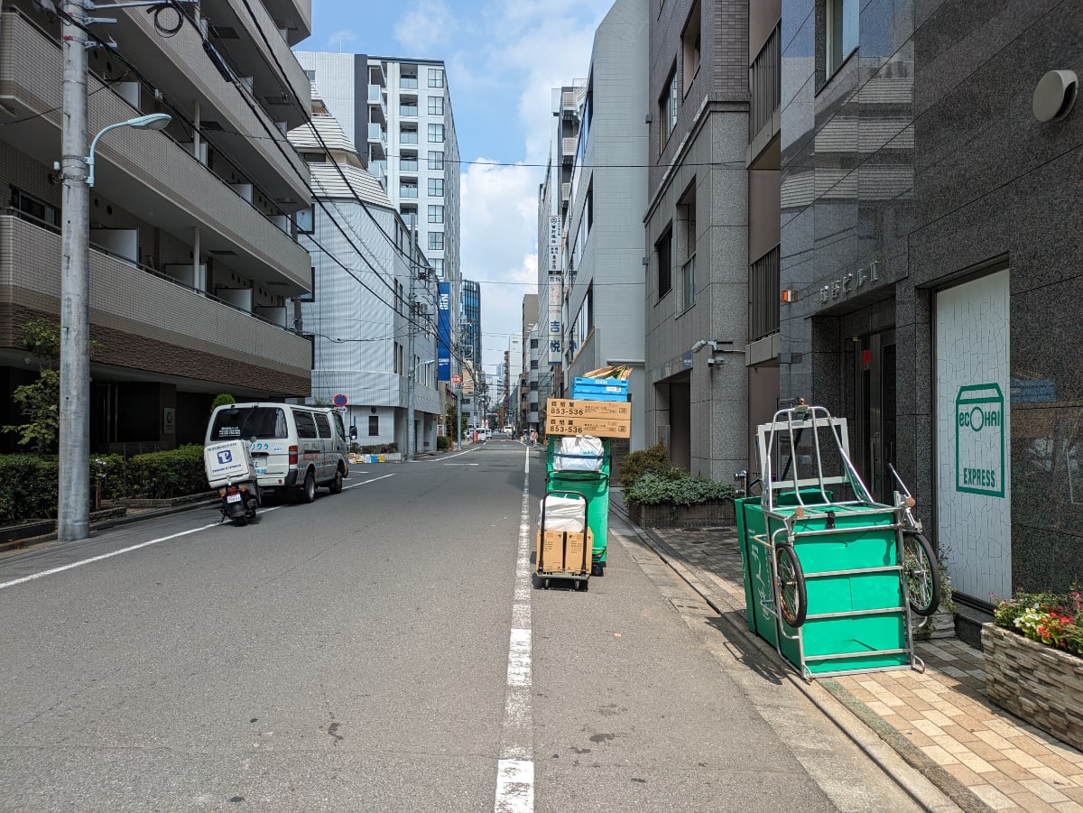 v20251009150657/fresh/building/J00100394691_13