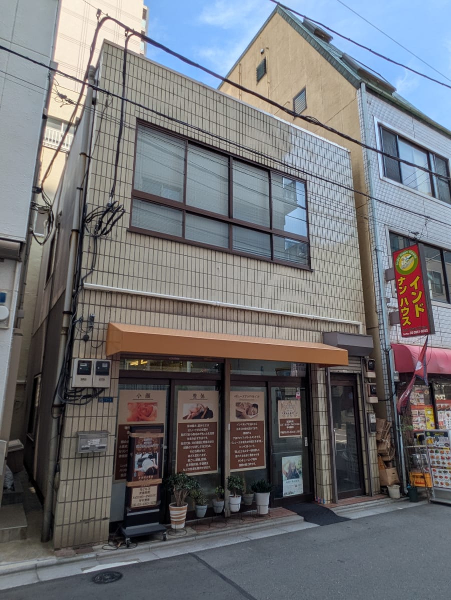 v20251009150657/fresh/building/J00100401728_7