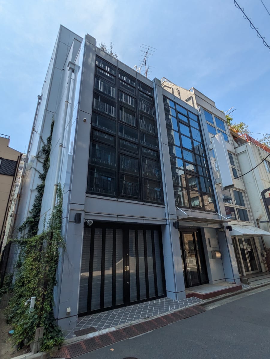 v20251009150657/fresh/building/J00100402751_6