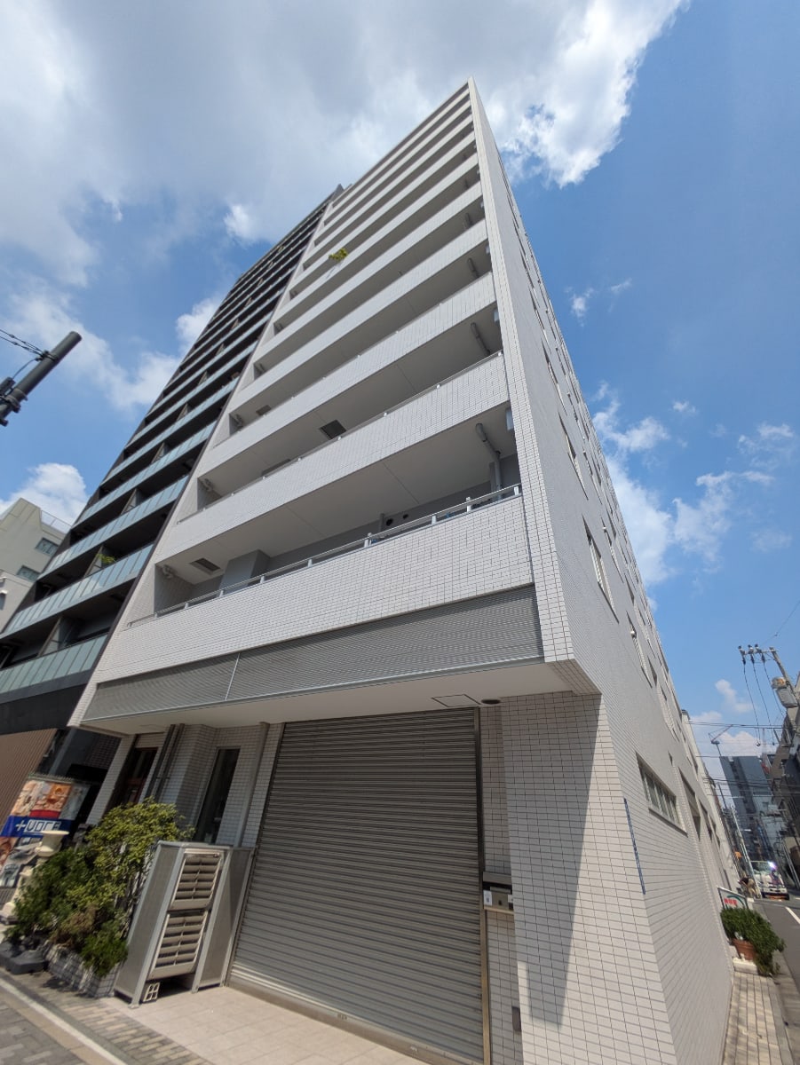 v20251009150657/fresh/building/J00100402905_10