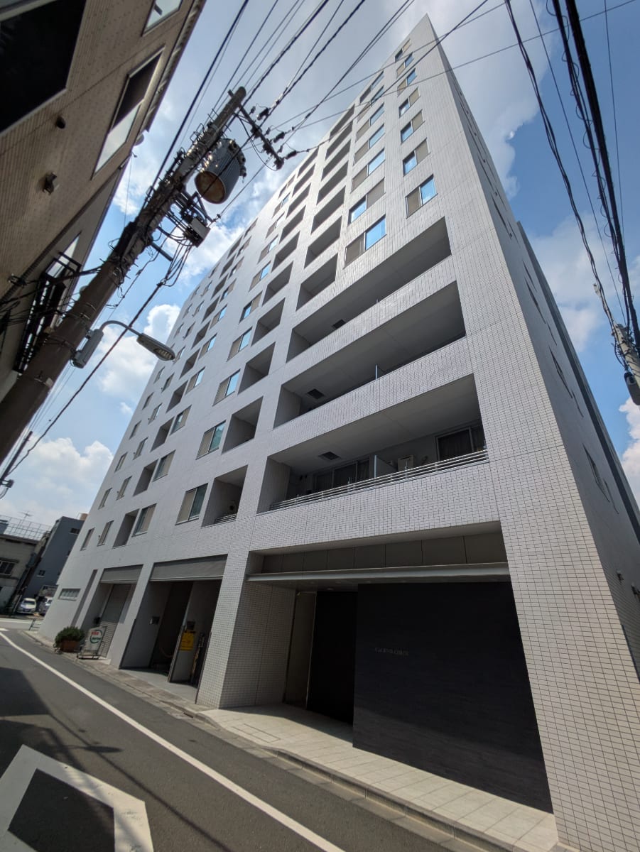 v20251009150657/fresh/building/J00100402905_12
