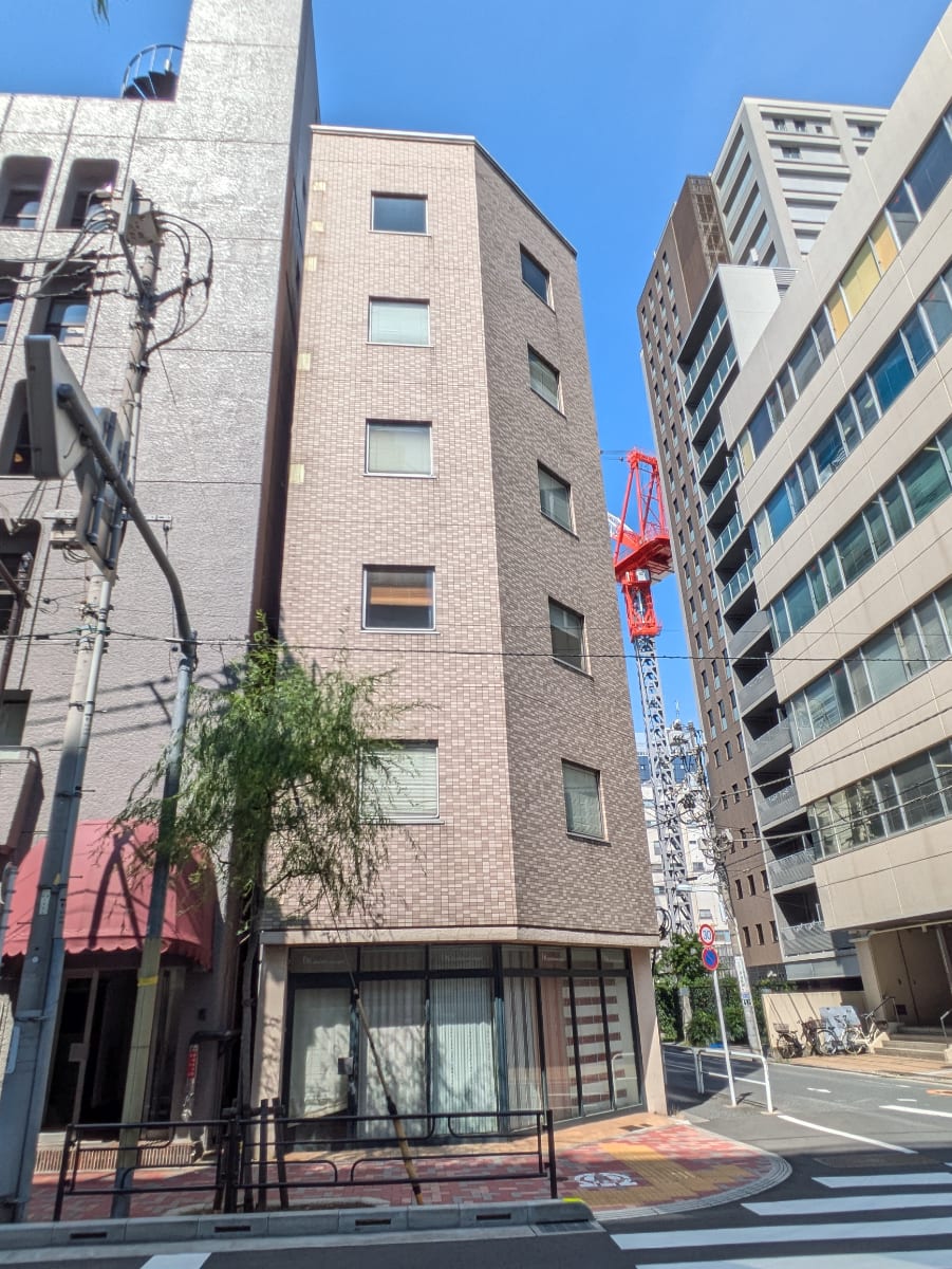 v20251009150657/fresh/building/J00100405385_5