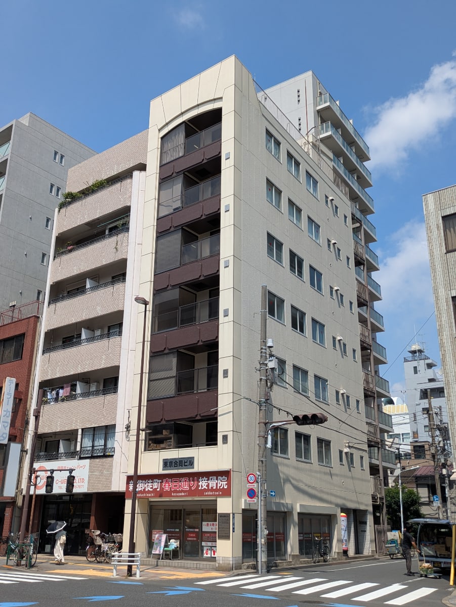 v20251009150657/fresh/building/J00100405891_5