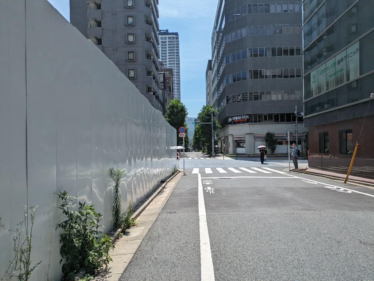 v20251009150657/fresh/building/J00100409519_12