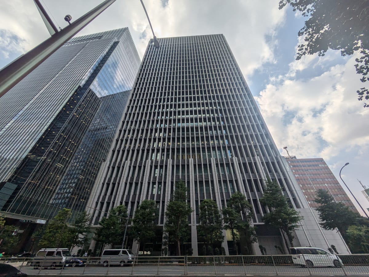 v20251009150657/fresh/building/J00100414049_1