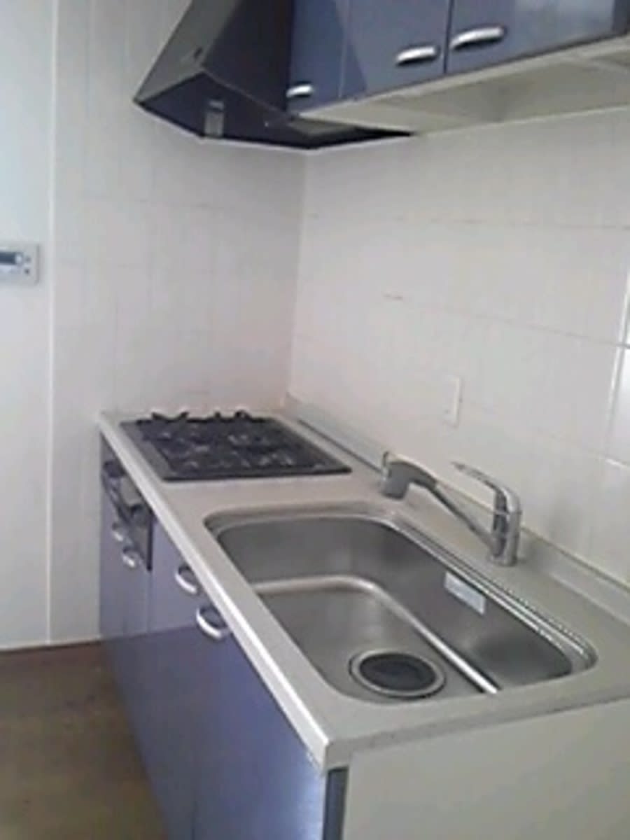 v20251009150657/fresh/building/J00100415931_12