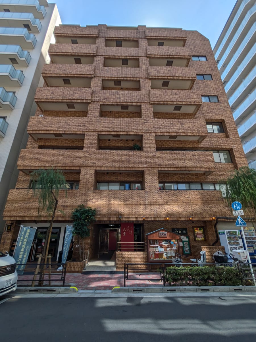 v20251009150657/fresh/building/J00100420744_1