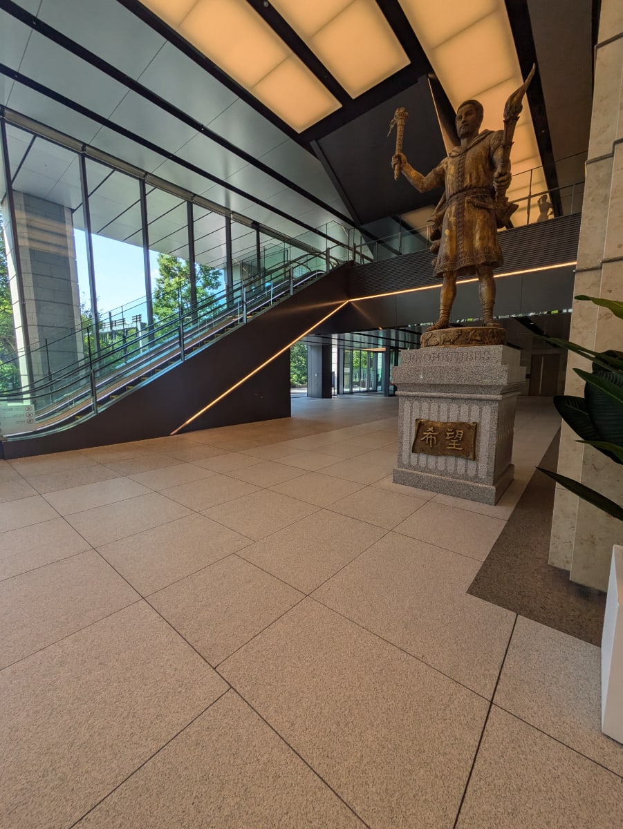 v20251009150657/fresh/building/J00100608988_11