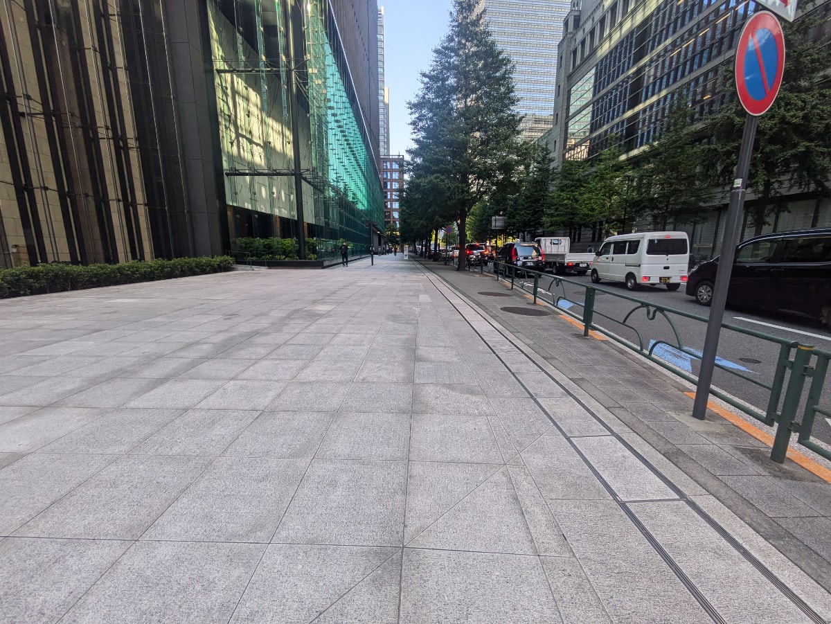 v20251009150657/fresh/building/J00100608988_19