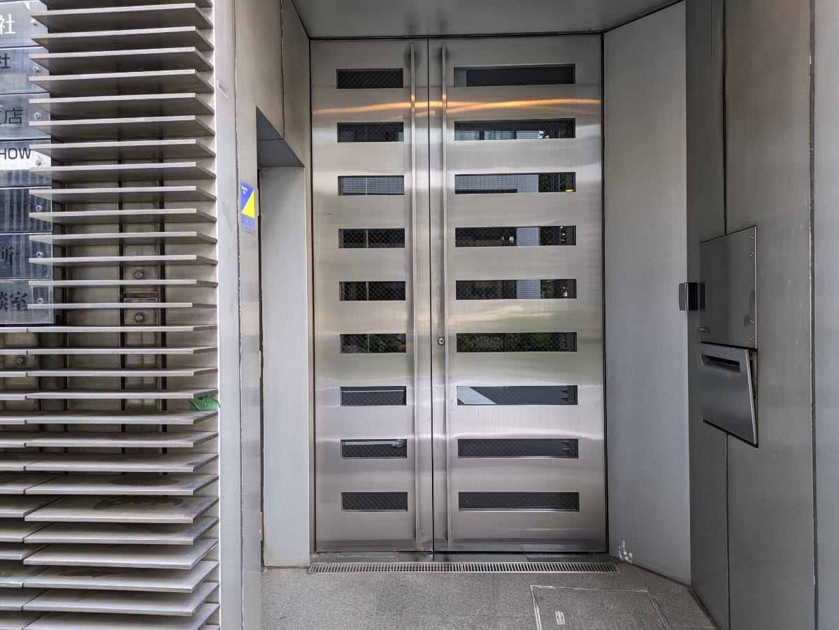 v20251010150707/fresh/building/J00100359530_3