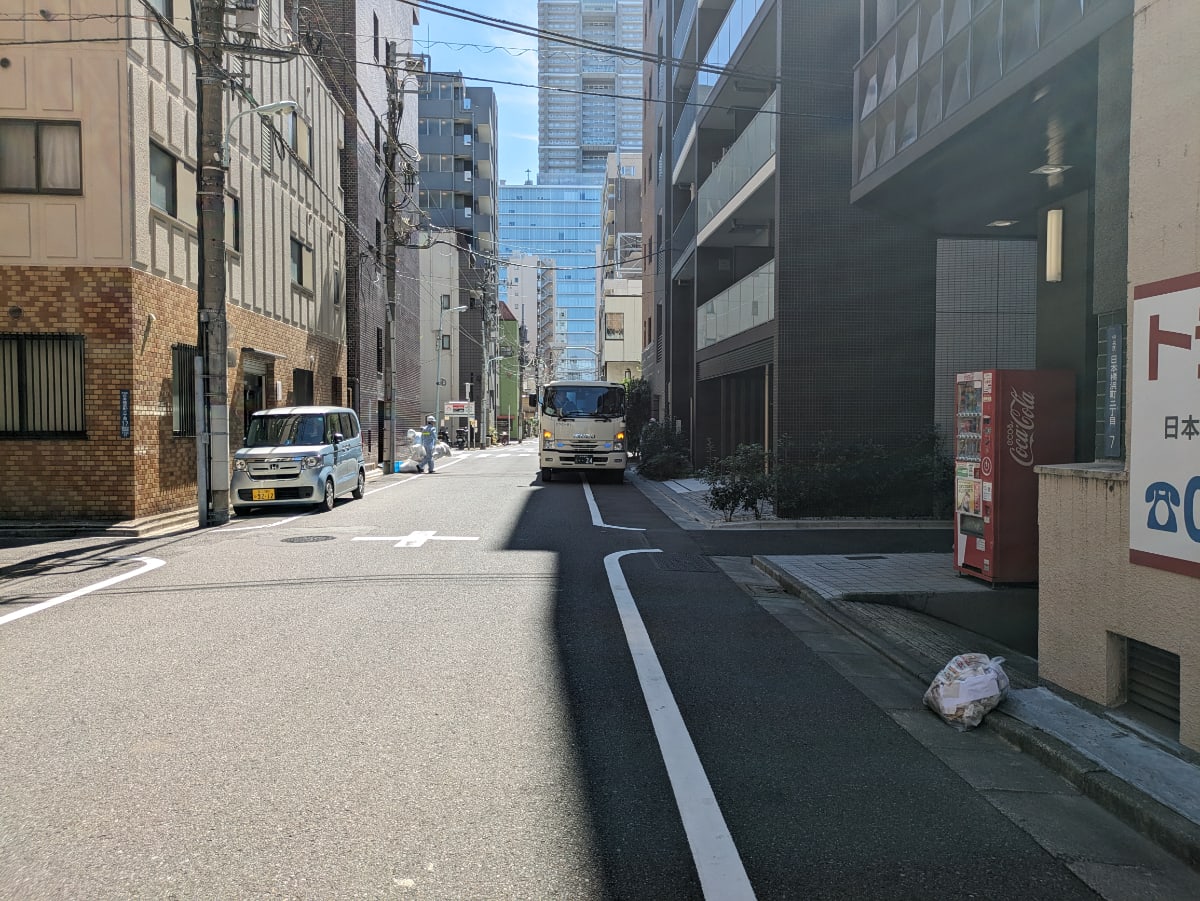 v20251010150707/fresh/building/J00100370341_2
