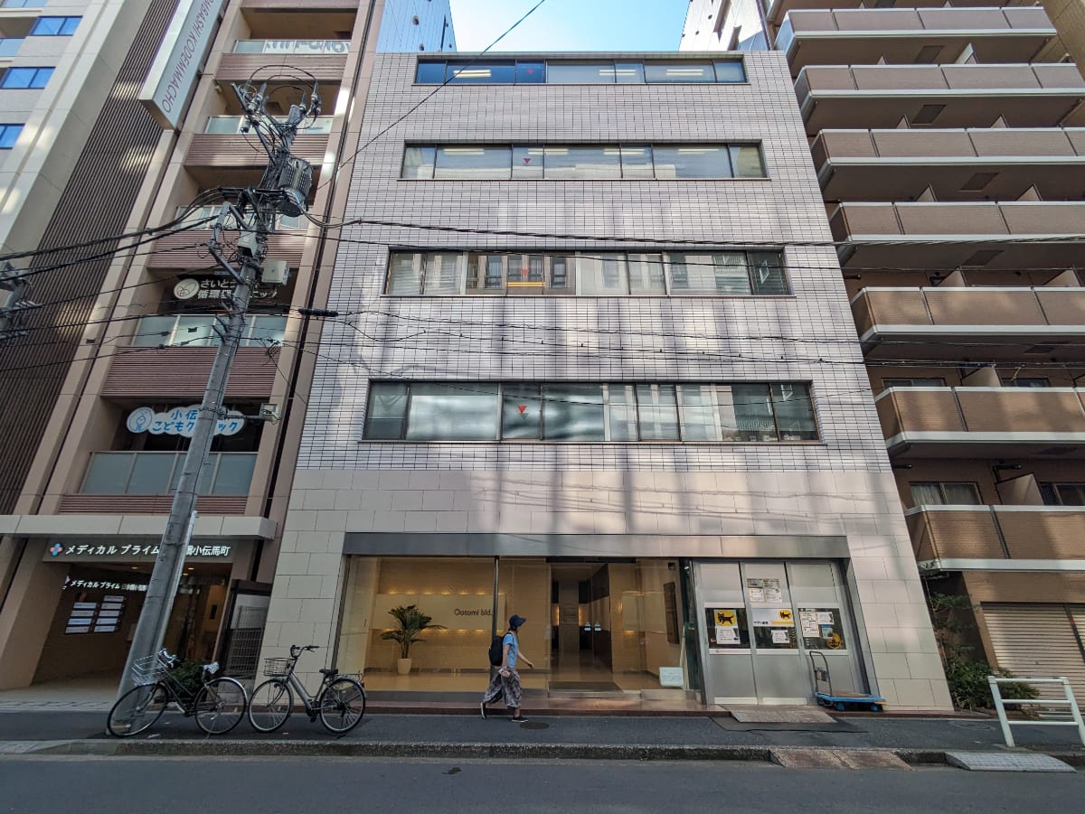 v20251010150707/fresh/building/J00100380073_1