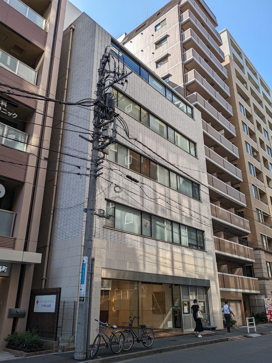 v20251010150707/fresh/building/J00100380073_9