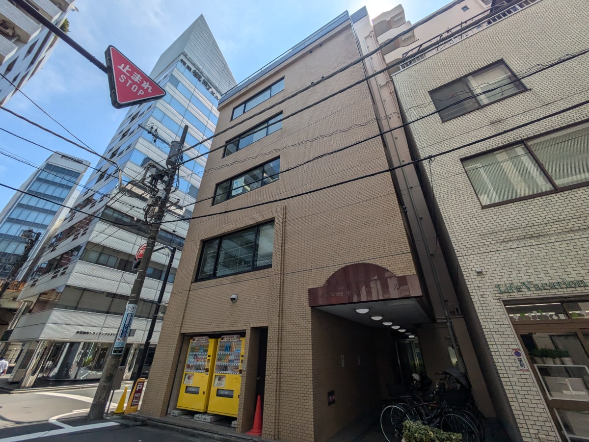 v20251010150707/fresh/building/J00100381753_6