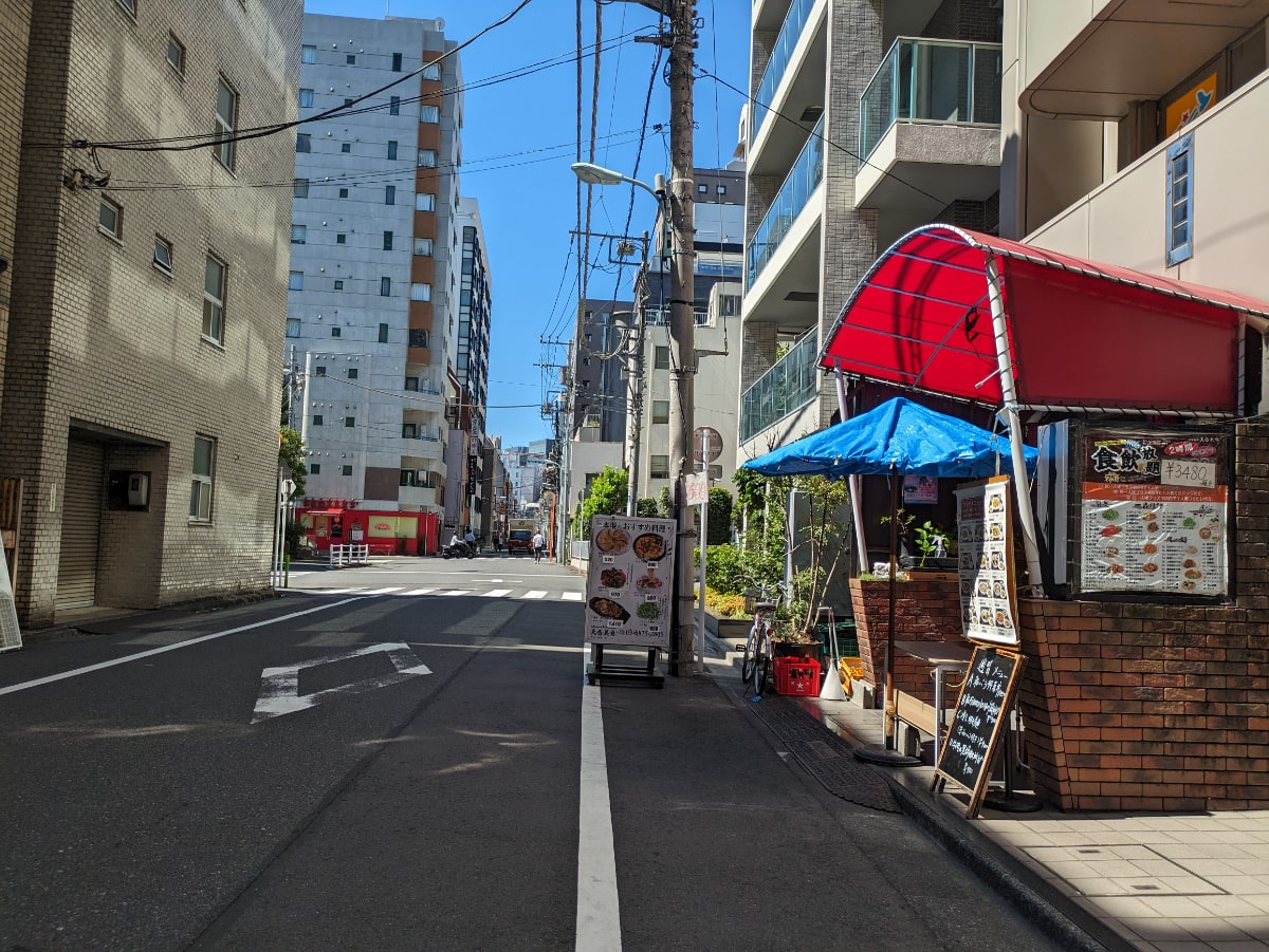 v20251010150707/fresh/building/J00100383372_2