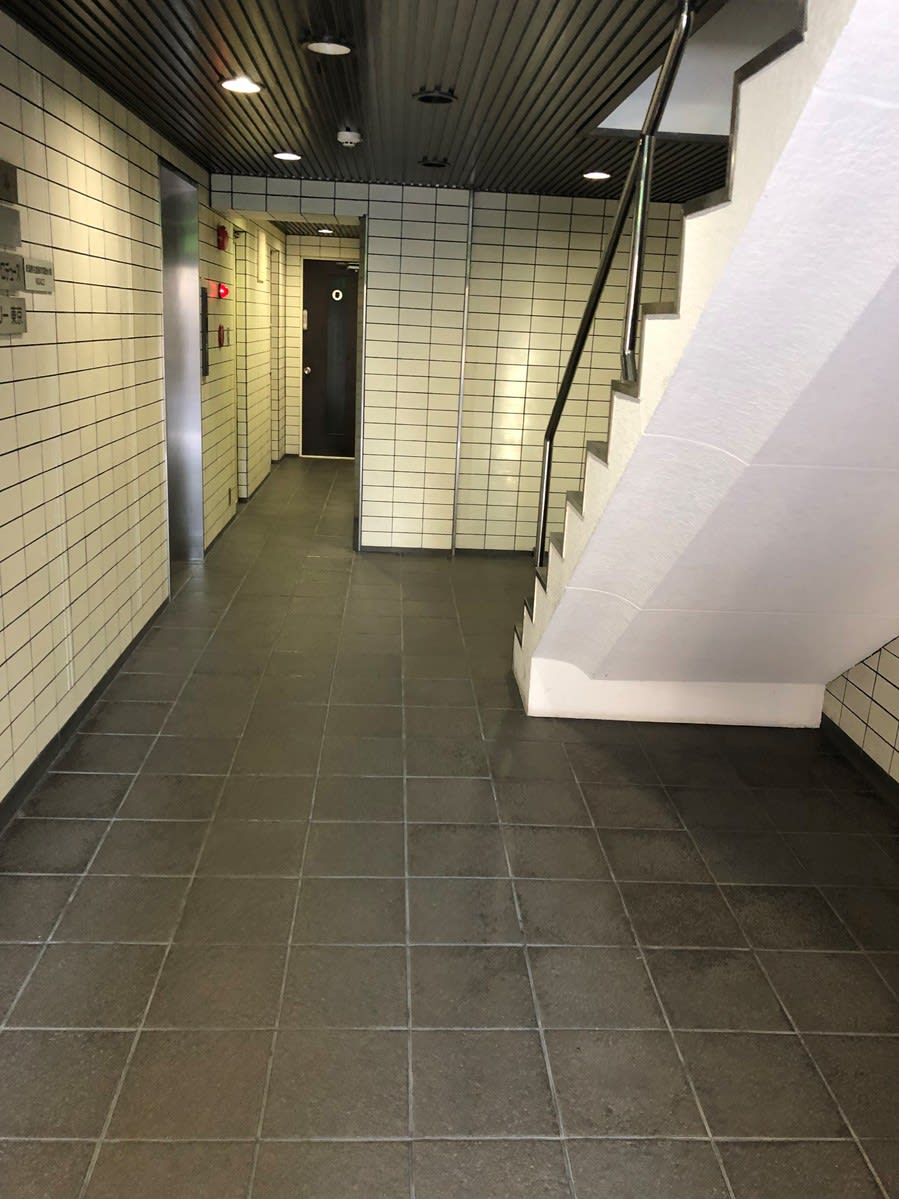 v20251010150707/fresh/building/J00100383857_7