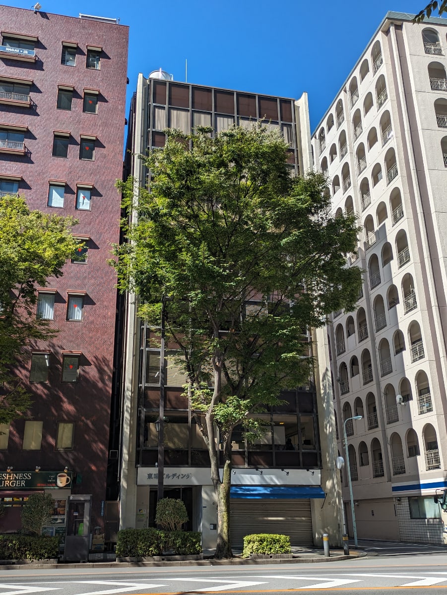 v20251010150707/fresh/building/J00100390676_15