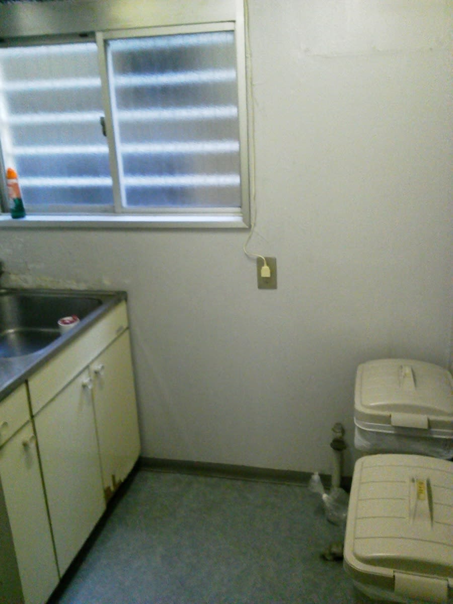v20251010150707/fresh/building/J00100390676_8