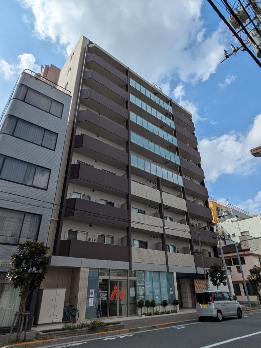 v20251010150707/fresh/building/J00100405938_9