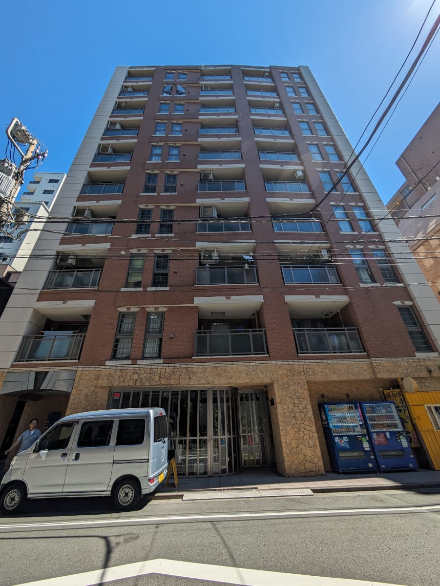 v20251010150708/fresh/building/J00100357282_5