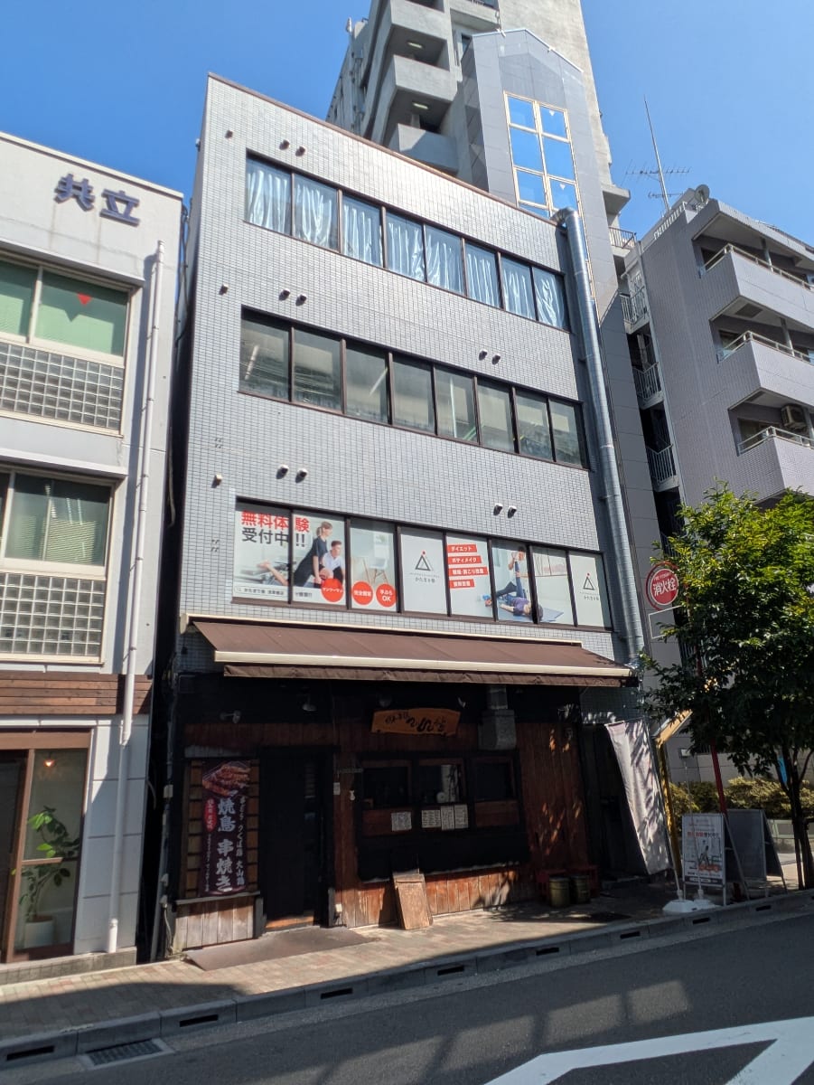 v20251010150708/fresh/building/J00100358570_7