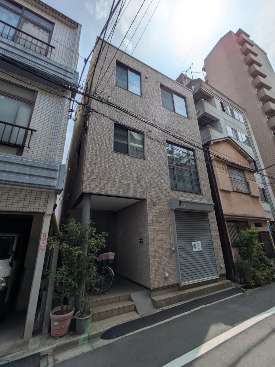 v20251010150708/fresh/building/J00100358646_5