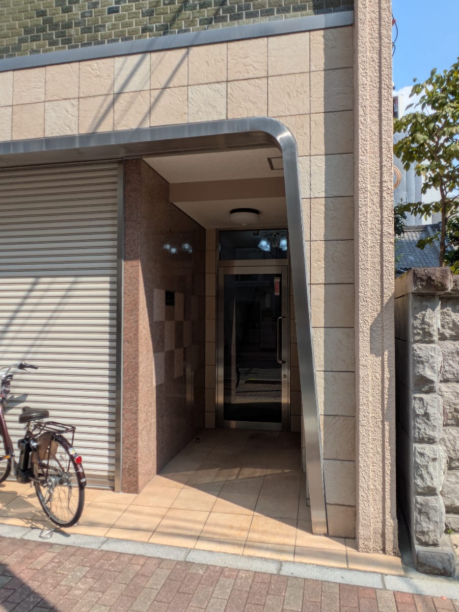 v20251010150708/fresh/building/J00100363275_9